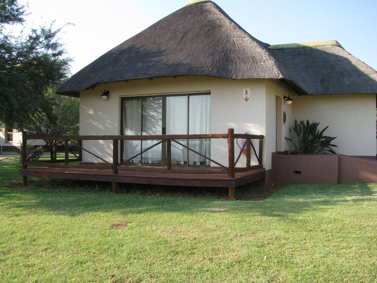 Amanzingwe Lodge, Conference Centre & Spa Hartbeespoort Exterior foto